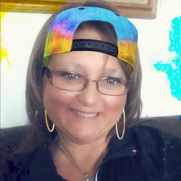 Meet your Posher, Tonya - Picture 1 of 1